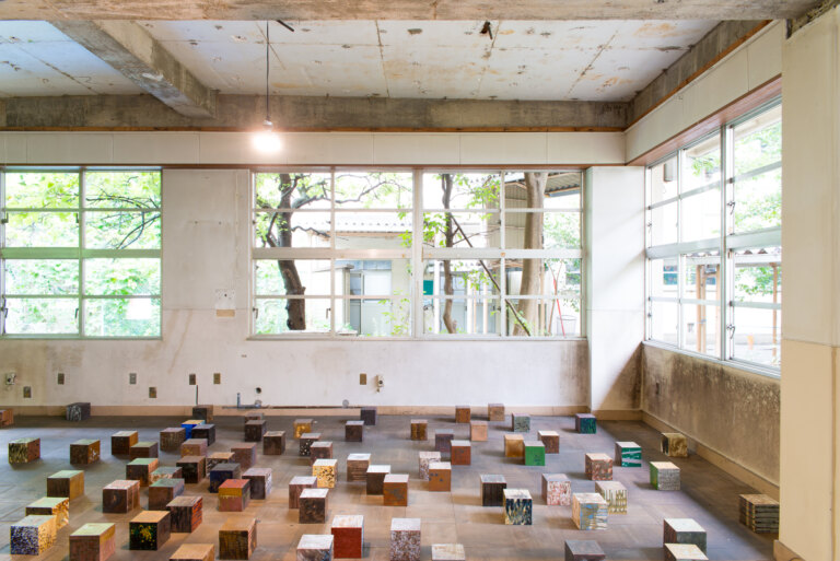 移転整備プレ事業 教室のフィロソフィー Vol.11 福岡佑梨 個展「回响−ひびくもの−」